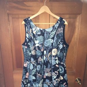 White House black market scuba fit & flare dress